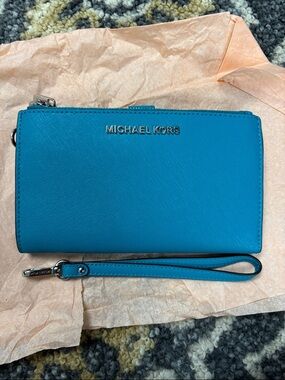 Michael Kors Blue Saffiano Wristlet Wallet